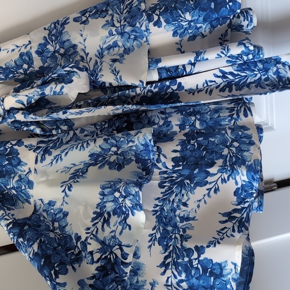 Floral Blue Tie Layered Dress - Picture 3 of 6